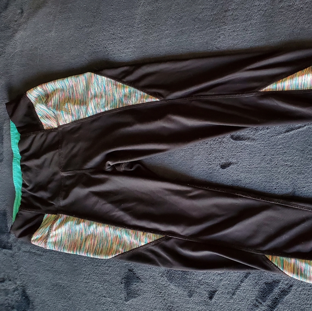 Capri Rainbow & Black Leggings